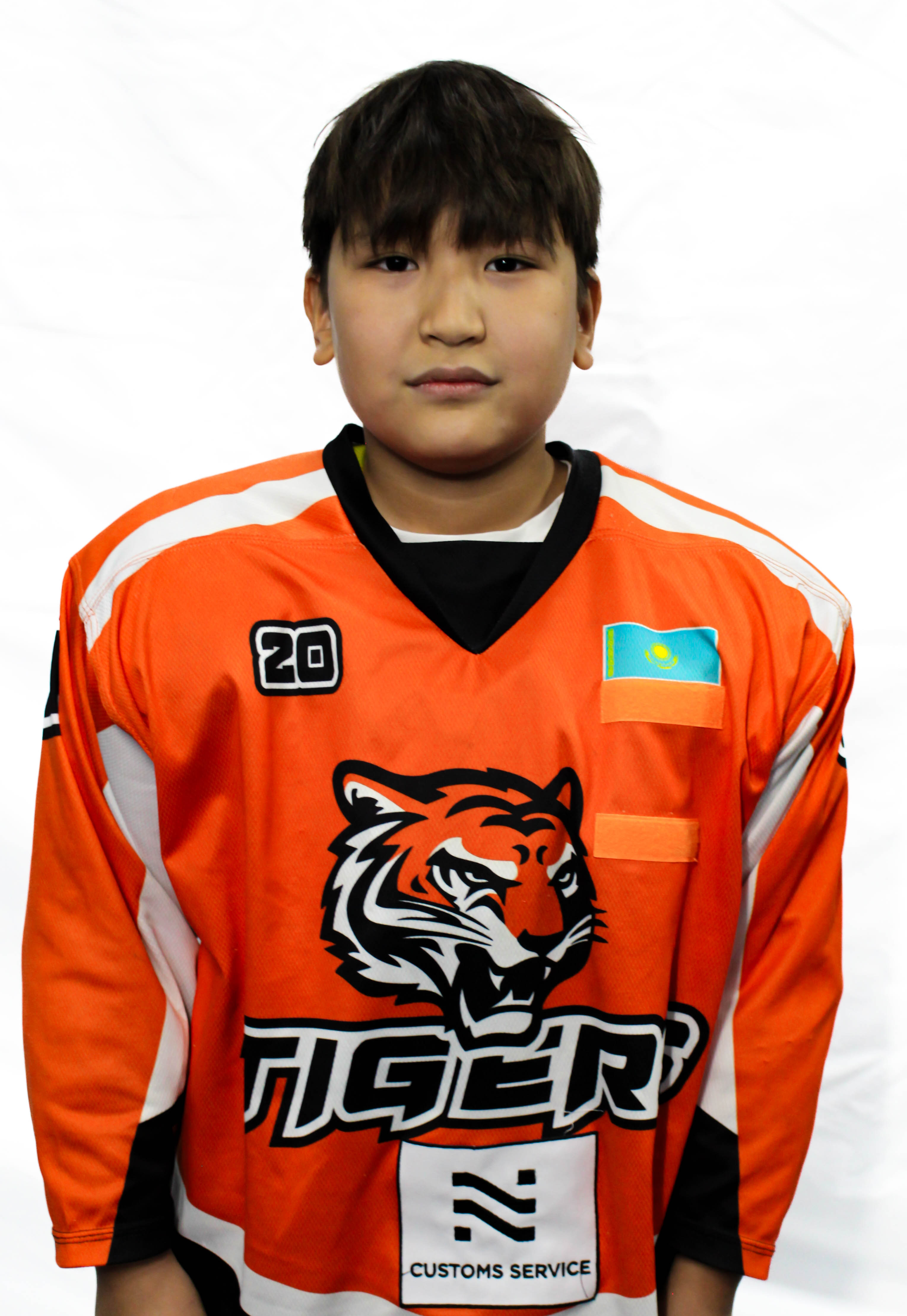 Арлан Адиль