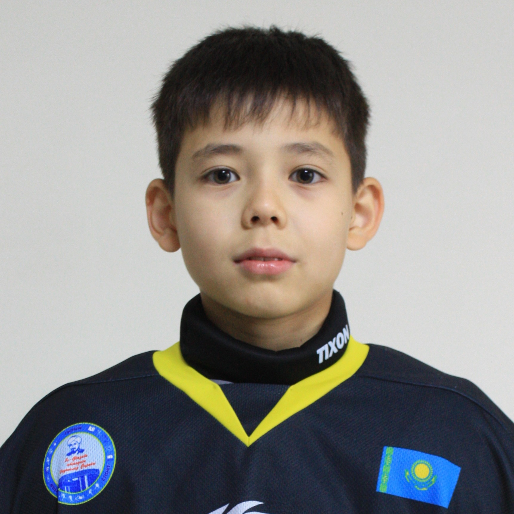 Айнабек Әбілмансұр