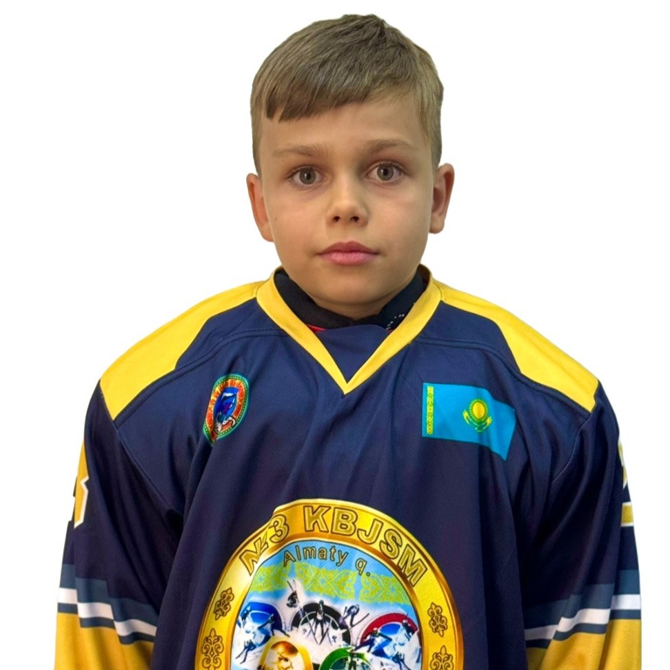 Ущиповский Артур