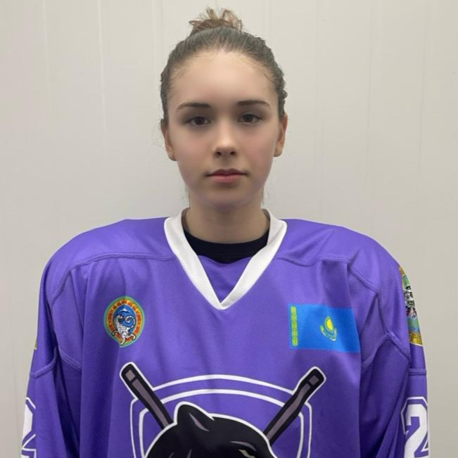 Сандалова Лола